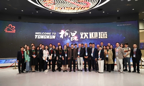 ISO/TC38/CAG主席顾问团参访桐昆